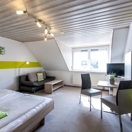 Hotell Schoenblick 3*