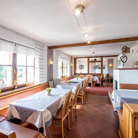 Hotel Schoenblick 3*