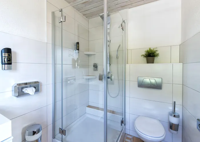 Schoenblick Hotell 3*